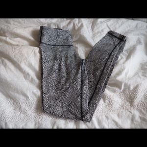 Lulu lemon leggings size 4